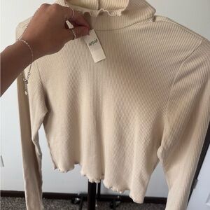 Women’s Aerie Cream Ribbed Turtleneck Cropped Top